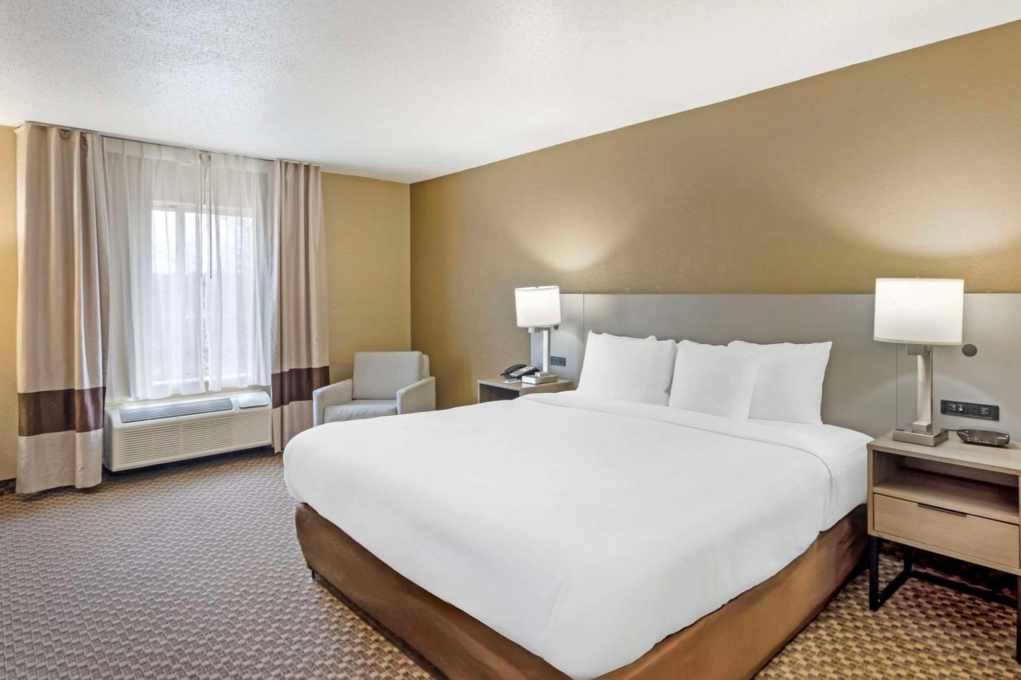 Comfort Inn & Suites Carneys Point Екстер'єр фото